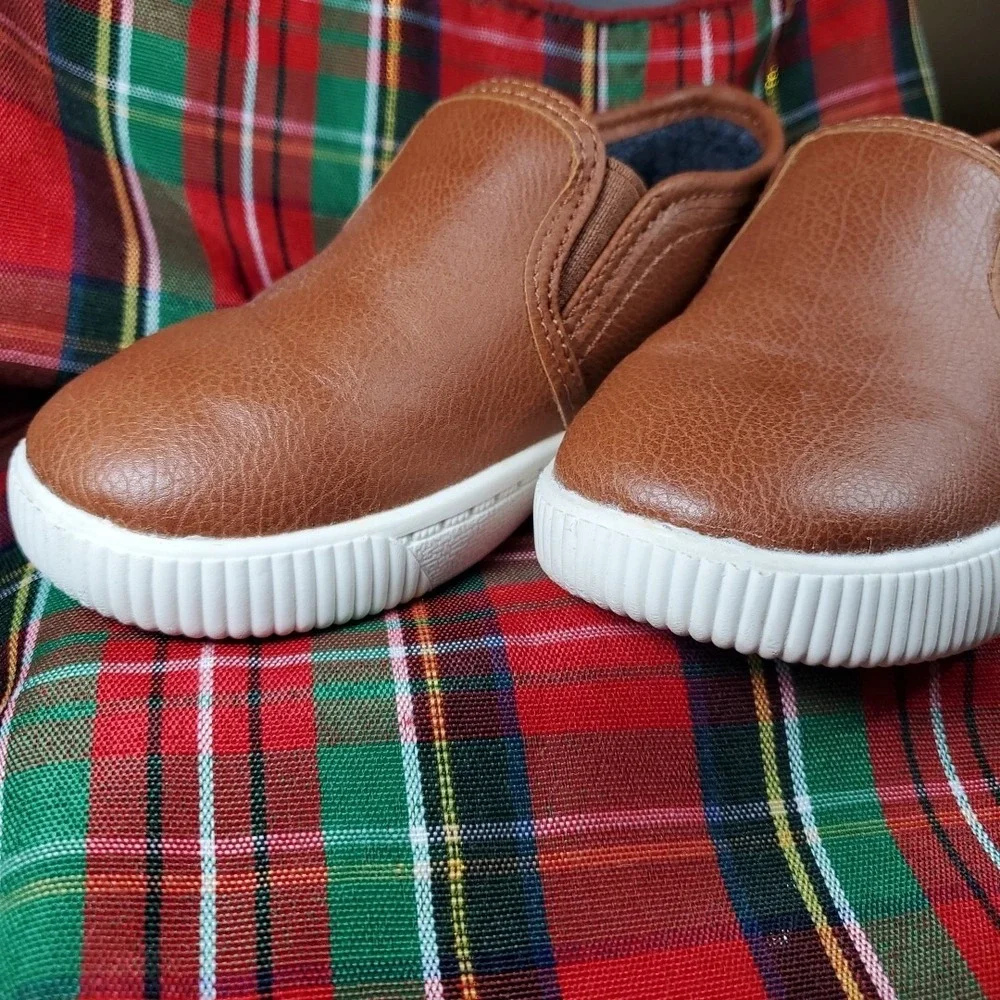 Carters Boys Slip On Shoes Kids Size 9 Ricky Brown Sneaker Free Shipping